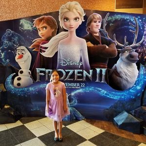 Meet your Posher, Isela